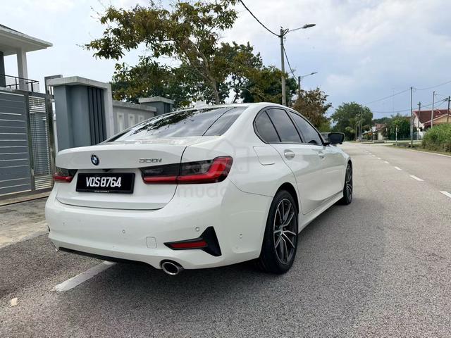 BMW 320i Facelift(A)2020 - 4