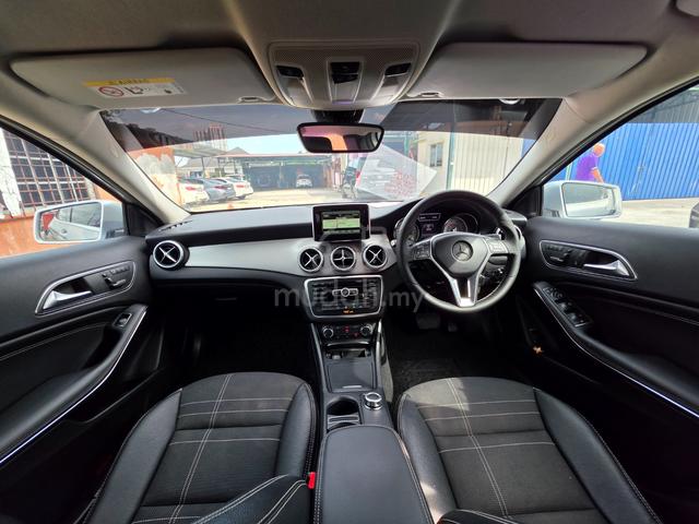 2014 Mercedes Benz GLA200 (CBU) 1.6 (A) - 4