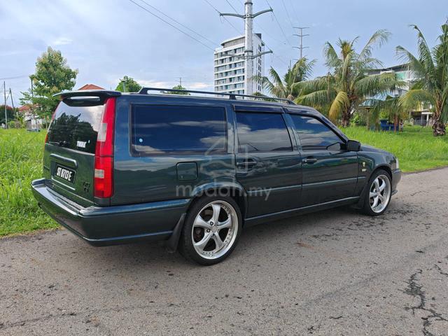 1998 Volvo V70 2.4 GLE (A) - 2