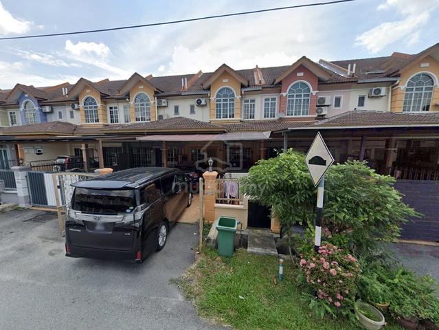 Double Storey Terrace House @ Seksyen 7, Bandar Baru Bangi For Rent 1