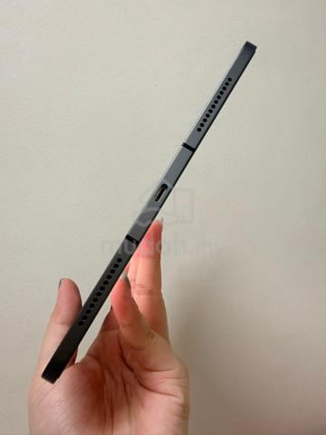 iPad Air 5 (256gb, WiFi + Cellular + Keyboard) - photo 6 of 6