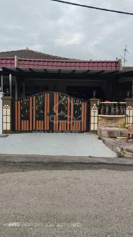 ALL RACES| Jln Kebangsaan Taman Universiti 3 Bed FF | Skudai Pulai UTM 1