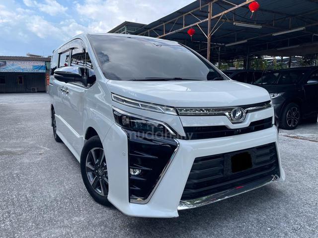 2018/2023 Toyota VOXY 2.0 ZS KIRAMEKI 2-POWER DOOR - 1