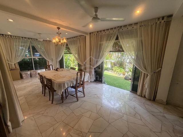 A Twin Villa with a Hidden Tropical Oasis in Tg Tokong 1