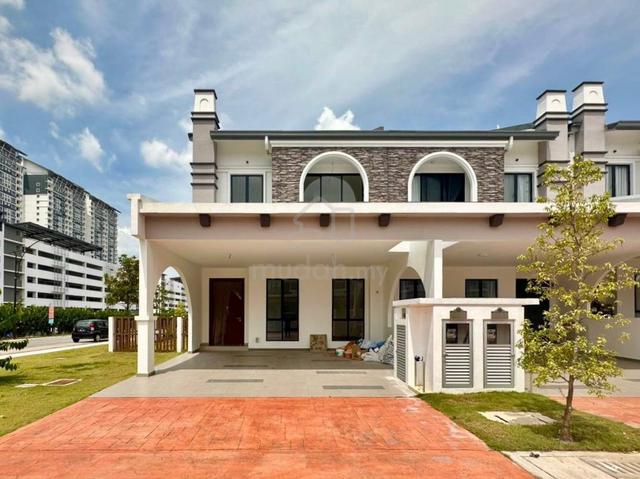 CORNER LOT EXTRA LAND‼️ 2 Storey House Setia Safiro, Cyberjaya 1