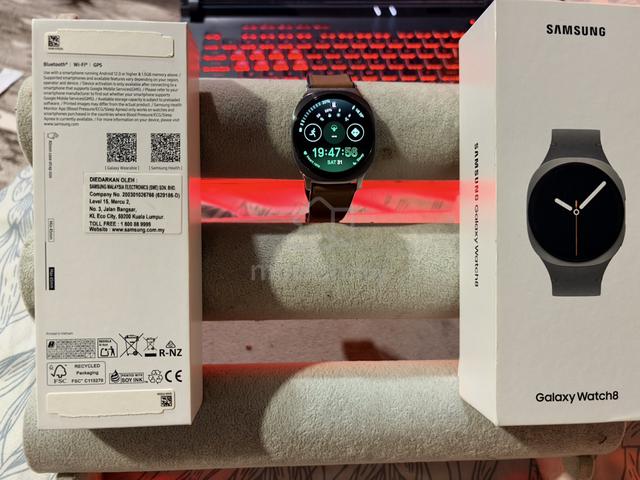 Samsung Galaxy Watch8 (40mm) Full Set - photo 4 of 6