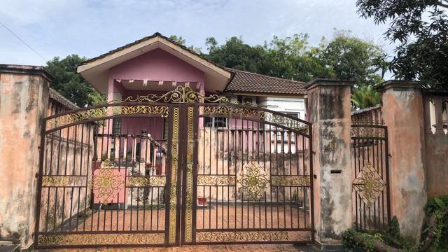Selangor Serendah Leasehold Bungalow House For Sale 1