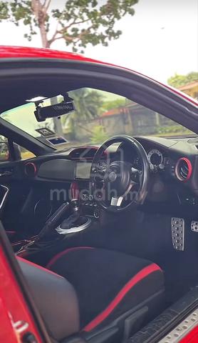 2017 Toyota 86 2.0 AUTOMATIC FACELIFT (A) - 4