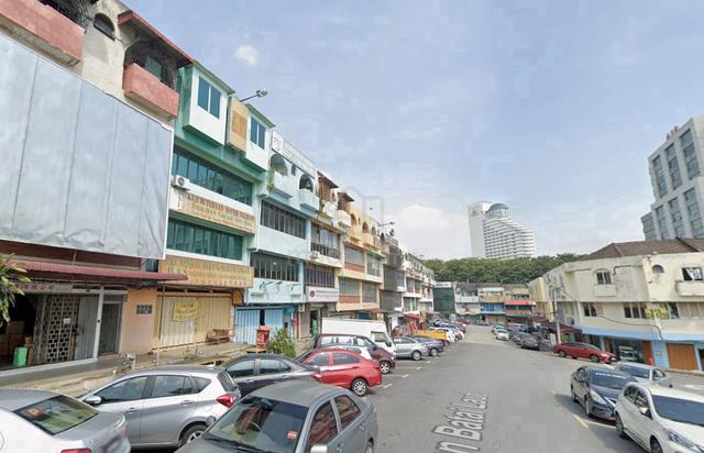 Taman Intan Klang 4sty shop freehold Below Market 150k ROI 4.4% 1