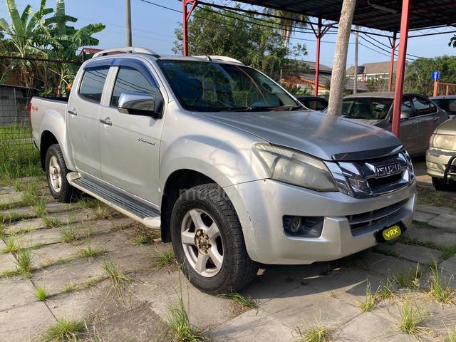 2014 Isuzu D-MAX 3.0A V-CROSS 4X4 - 1