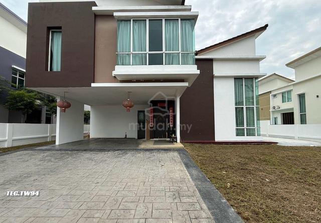 Bandar Parklands Klang Double Storey Bungalow House for Rent 1