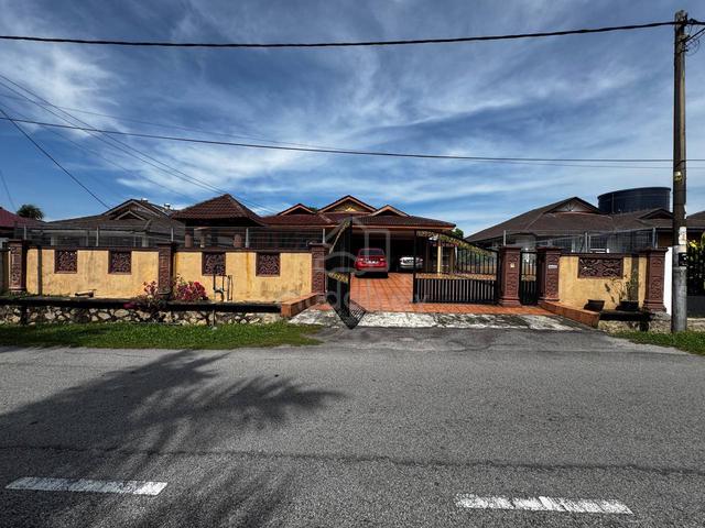 FULL LOAN !! Single Storey Bungalow Bandar Ringing Fasa 1 Semenyih 1