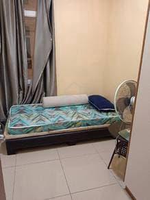 Room for rent at mcondo 1
