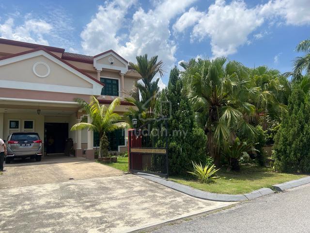 Bungalow houe wt 7,810 sf land at Kota Warisan for Sale 1