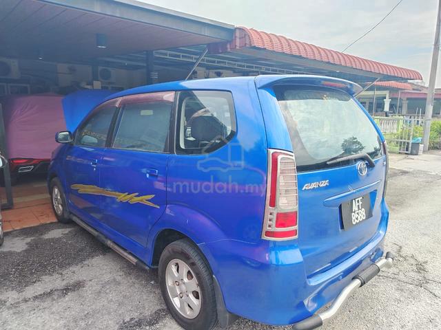 Toyota Avanza superb cond Nego till let go - 2