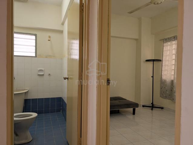 Middle room with Private Bathroom at Prisma Perdana Condominium 1