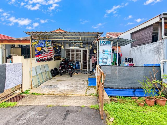 BOLEH FULL LOAN! Bandar Kinrara BK 4 Single Storey Terrace House 1