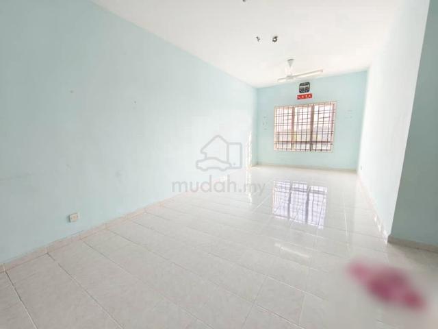 Idaman Senibong Apartment 1