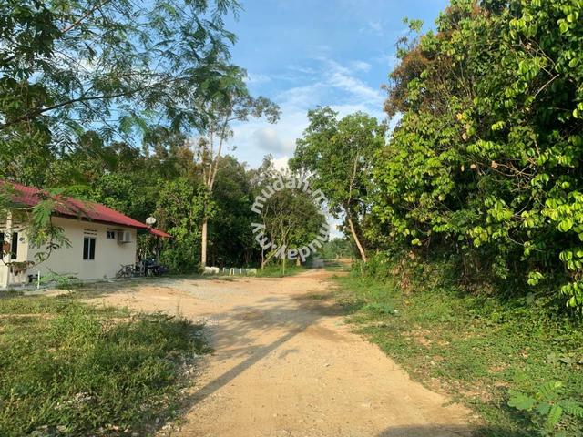 1 lot banglo 553mp di Kg. Nasi Dingin Kuala Telemong 1
