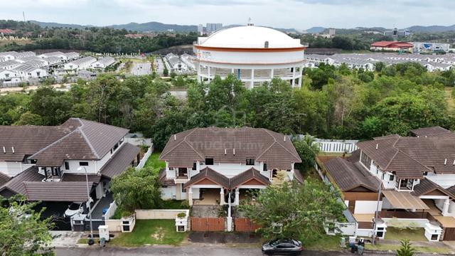 Freehold Non Bumi Double Storey Semi-D at Laman Kekwa Nilai Impian‼️ 1