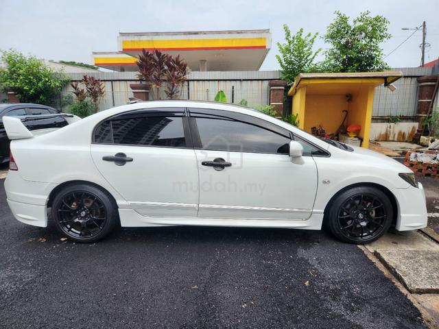 2010 Honda CIVIC 1.8 S-L iVTEC FACELIFT (A) - 1