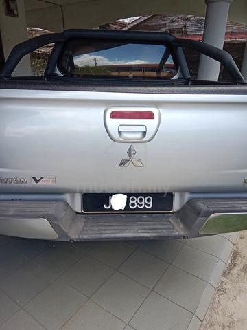 2012 Mitsubishi L200 TRITON 2.5 VGT (A) - 2
