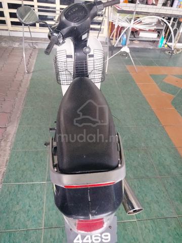 Carousel Image