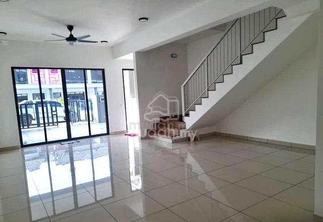 【SPACIOUS】Modern 2 Storey House Bandar Bukit Raja 2