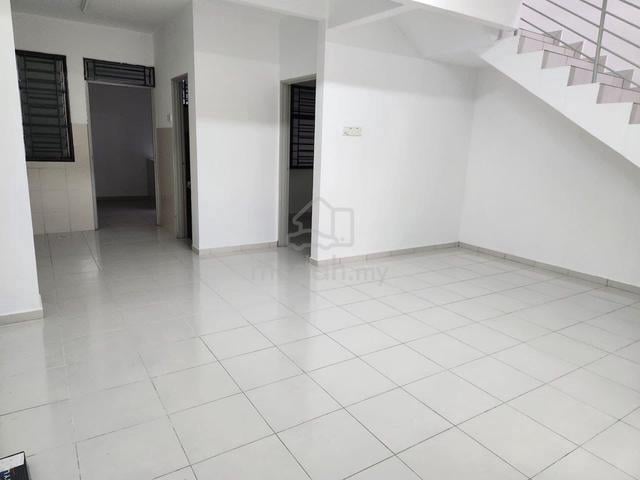 Taman Nusantara 2 Storey House for RENT nusajaya Gelang Patah 1
