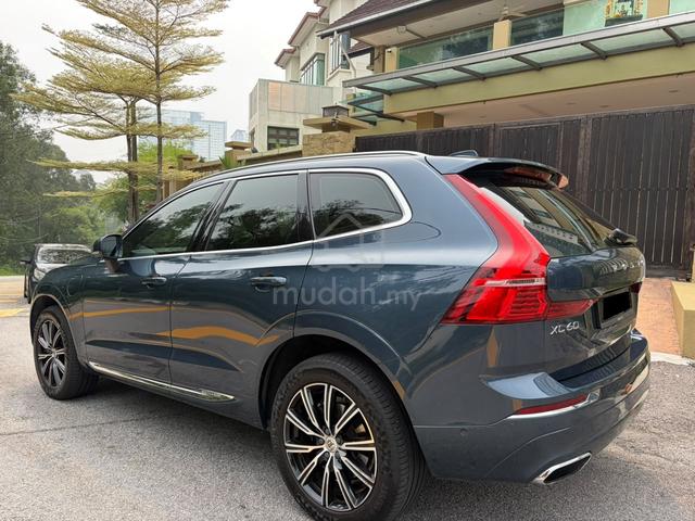 2021 Volvo XC60 2.0 T8 plus Volvo Service Record - 2