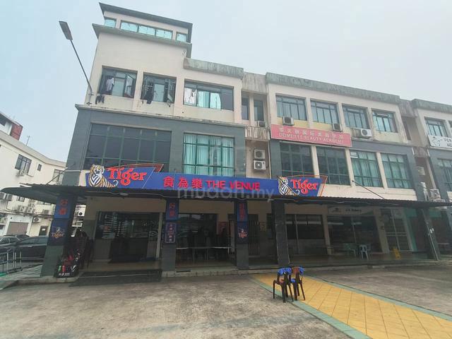 RH Plaza office - level 3 1