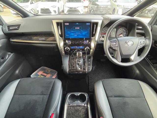 2023 Toyota ALPHARD 2.5 S TYPE GOLD Sunroof P/Boot - 5
