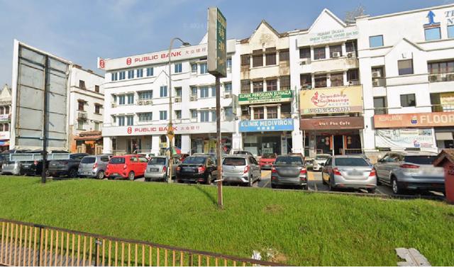 Freehold Facing Main Road 4 Storey Shop office lot Cheras Balakong MRT 1