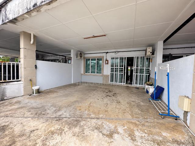 BDC Single Storey Intermediate House at Taman Woodlands for sale 1
