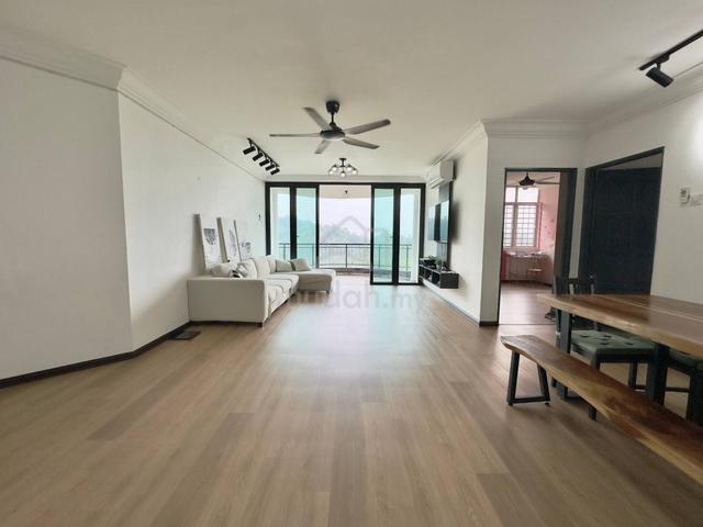 Venice Hill 1