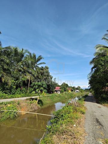 Tanah Selinsing Dijual | Freehold 9900sqft 1