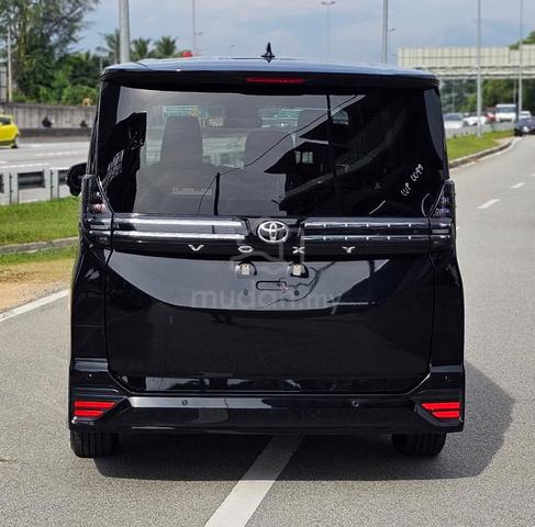 2024 Toyota VOXY 2.0 S-Z (A) - 3