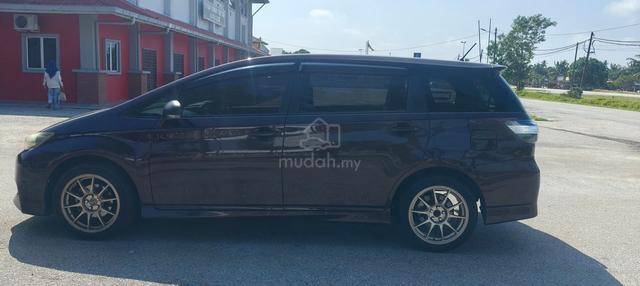 2013 Toyota WISH 1.8 S FACELIFT (A) - 2