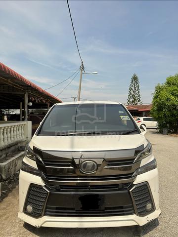 2017 Toyota VELLFIRE 2.5 Z GOLDEN EYES AGH30R (A) - 1