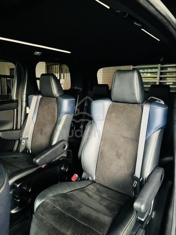 2016 Toyota VELLFIRE 2.5 Z GOLDEN EYES AGH30R (A) - 4