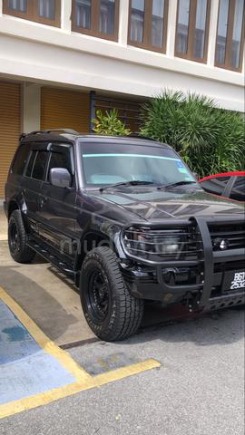 2003 Mitsubishi PAJERO 2.5 T Diesel (M) - 2