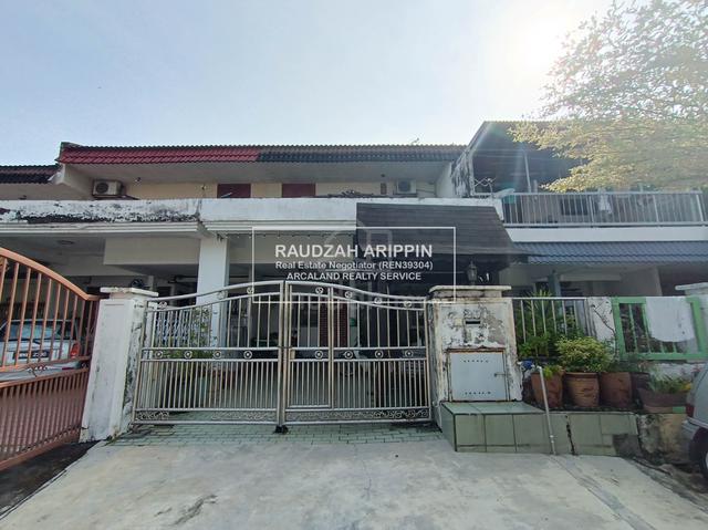 Double Storey Terrace, Taman Dagang Jaya, Ampang, Selangor 1