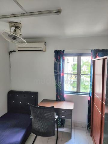 Small Room at Pantai Hillpark Phase 2 1