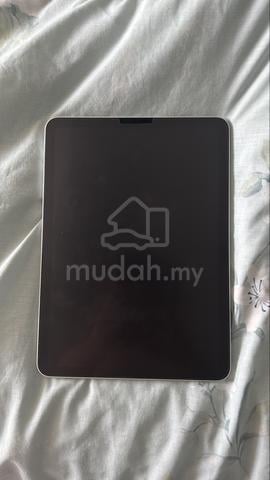 IPad Air 4 64gb 11inch - photo 2 of 2