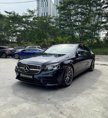 2018 Mercedes Benz E300 2.0 AMG LINE Knight Editio - 1