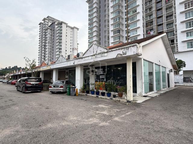 Bukit Indah @ Iskandar Puteri Single Storey (Renovated) Shoplot FOR RE 1