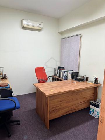 Facing Road, 1st Floor Office Lot Pusat Komersial Oakland Seremban 2 1