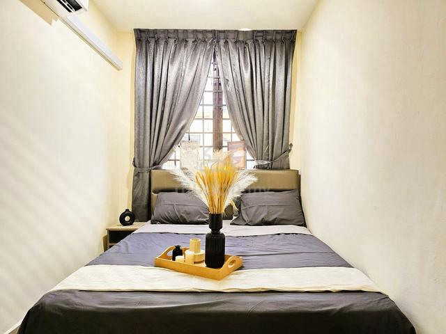 Taman Pelangi/Taman Sri Tebrau, Johor Bahru Co-Living Room for Rent 1