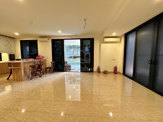 Horizon the hills 2 storey bungalow fully reno extend below market pri 1