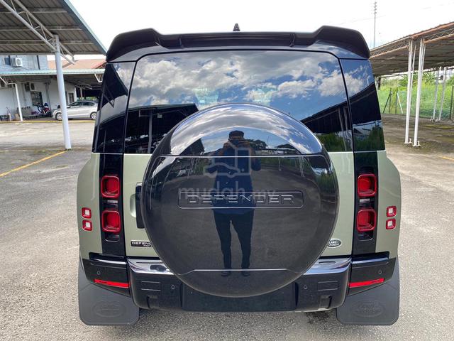 2021 Land Rover DEFENDER 90 3.0 D250 (A) - 4